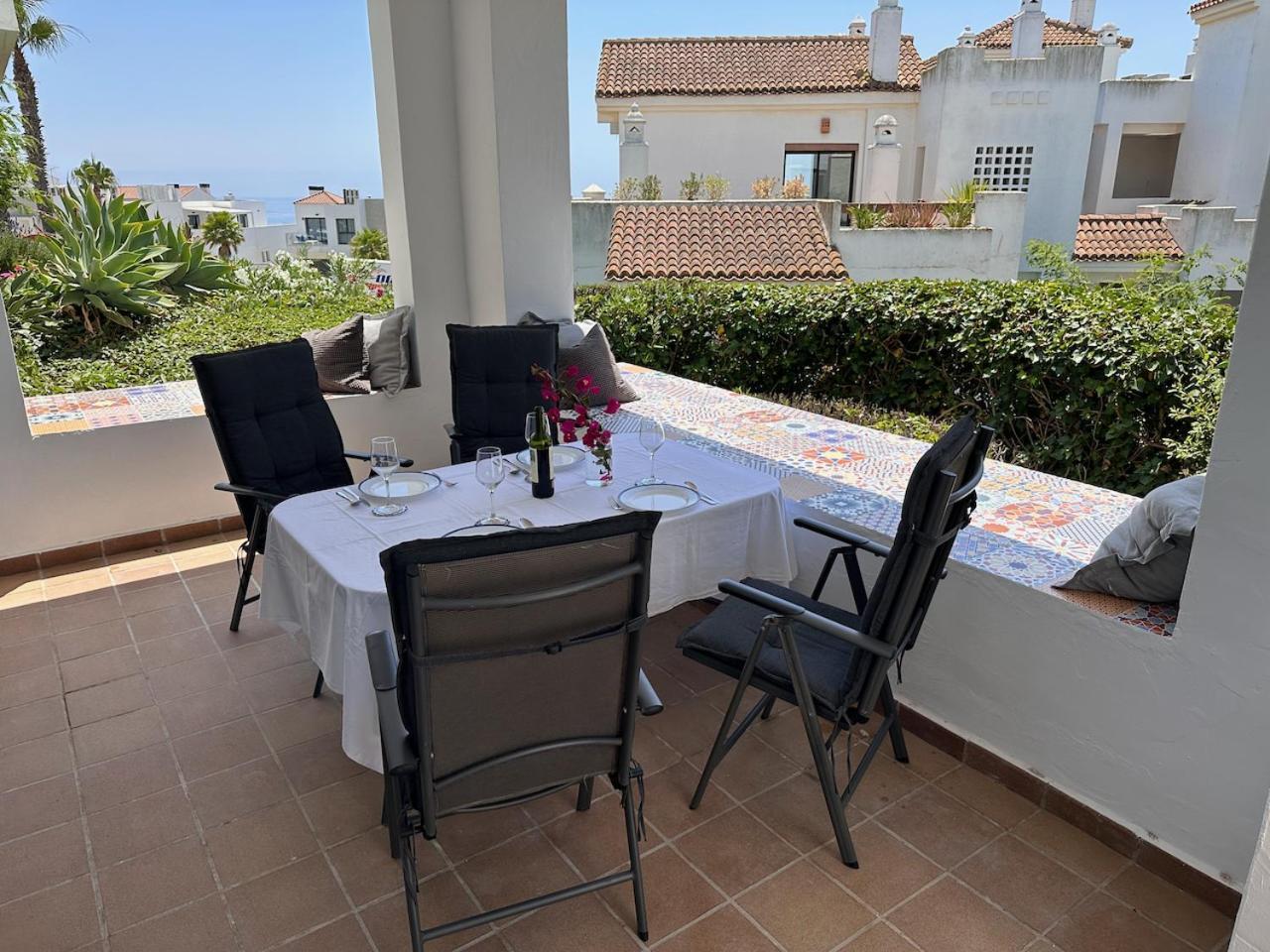 Quiet Family Apartment, 4 Pools, Close To The Beach And Golf, La Marina Alcaidesa 9 02 Zewnętrze zdjęcie