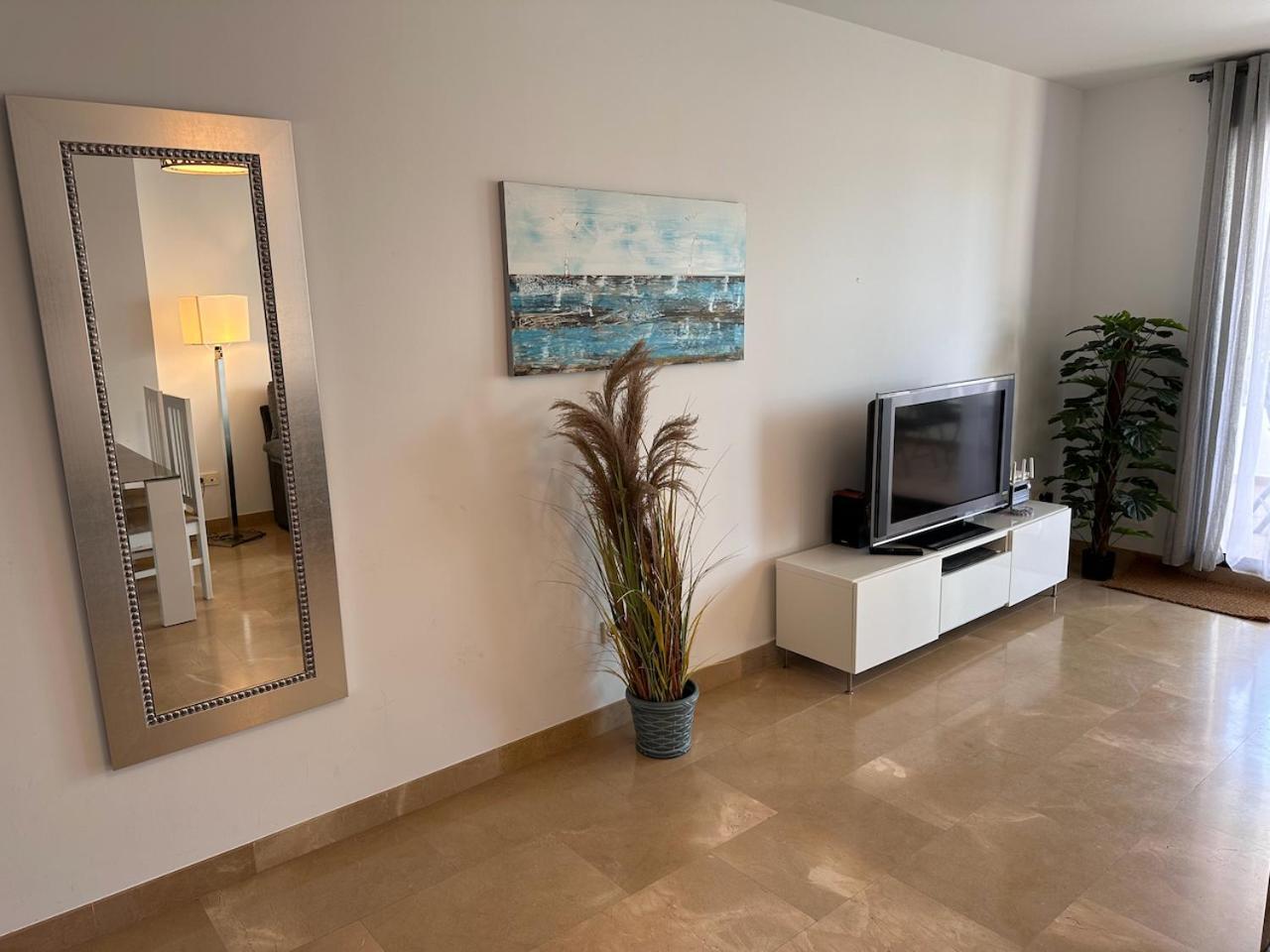 Quiet Family Apartment, 4 Pools, Close To The Beach And Golf, La Marina Alcaidesa 9 02 Zewnętrze zdjęcie