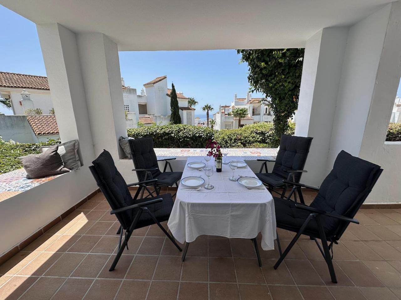 Quiet Family Apartment, 4 Pools, Close To The Beach And Golf, La Marina Alcaidesa 9 02 Zewnętrze zdjęcie
